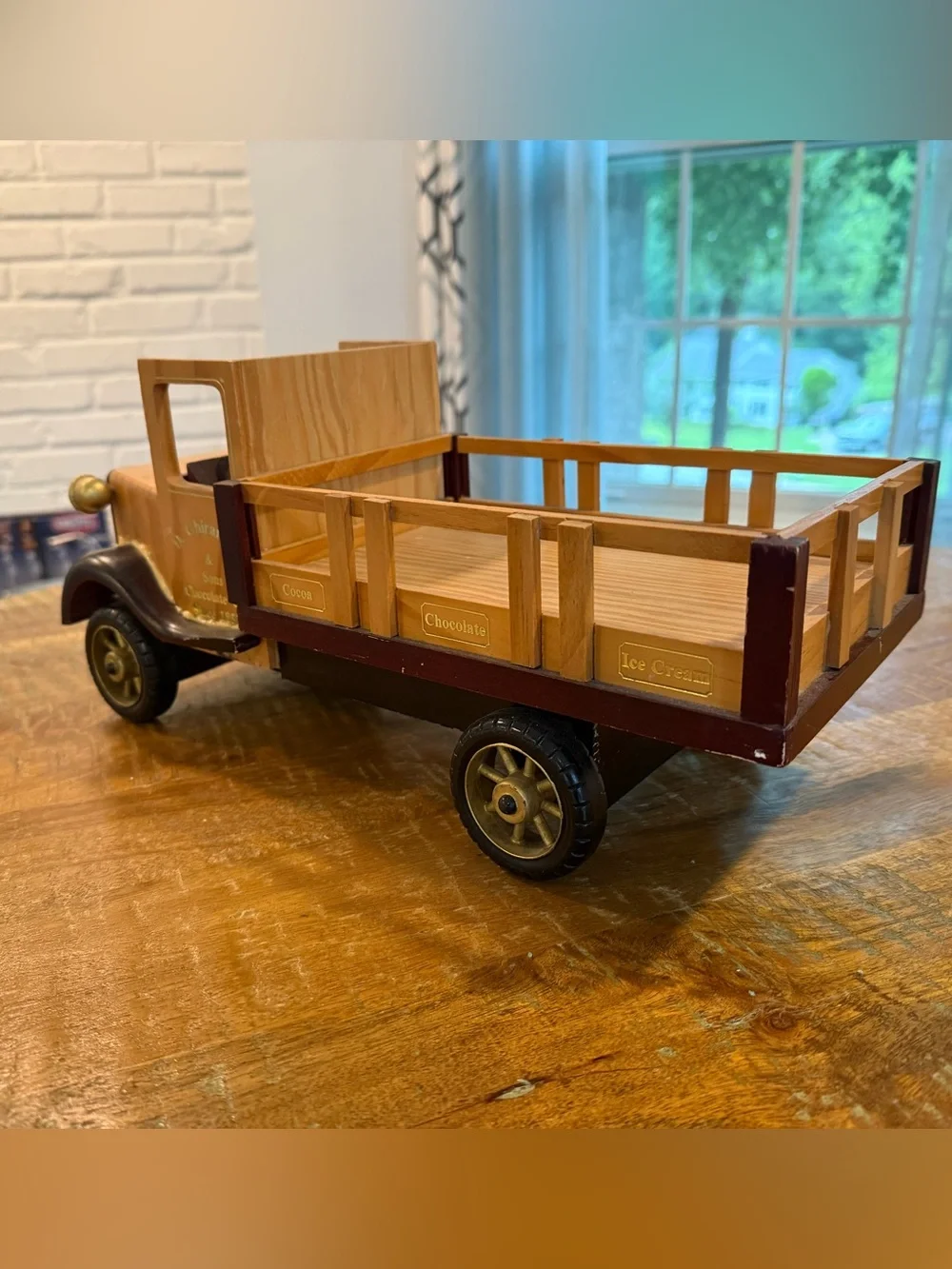 Vintage-D. Ghirardelli & Sons Chocolate Co.. Wooden Flatbed Truck